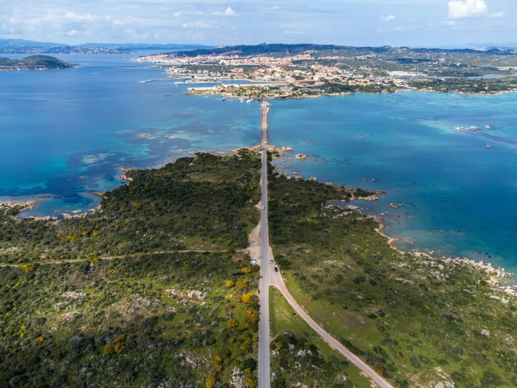 Brücke La Maddalena Caprera Sardinien