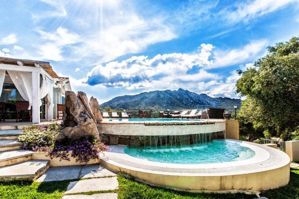 Kleins hotel Olbia mit schwimbad