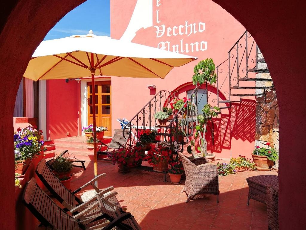 Goedkoop hotel Arbatax oost-sardinië Günstiges hotel Arbatax Ostsardinien