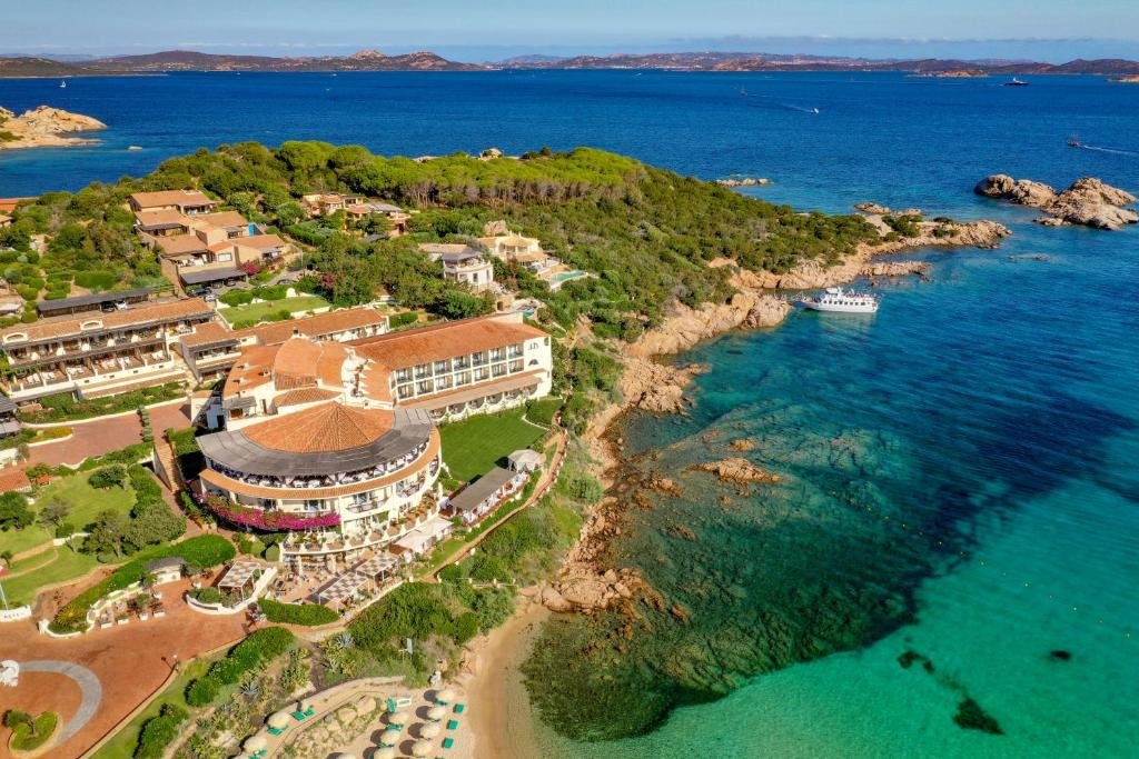 Baja Sardinia dorf Costa Smeralda