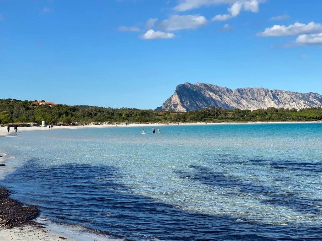 La Cinta strande kindern sardinien