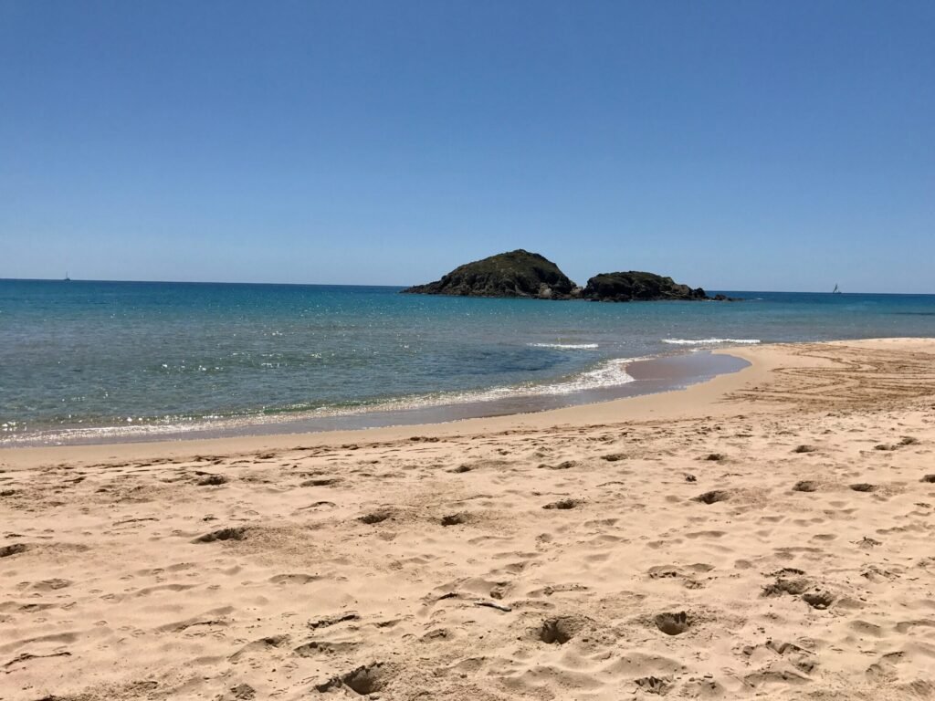 Su Giudeu bij Chia strand mit kindern sudsardinien